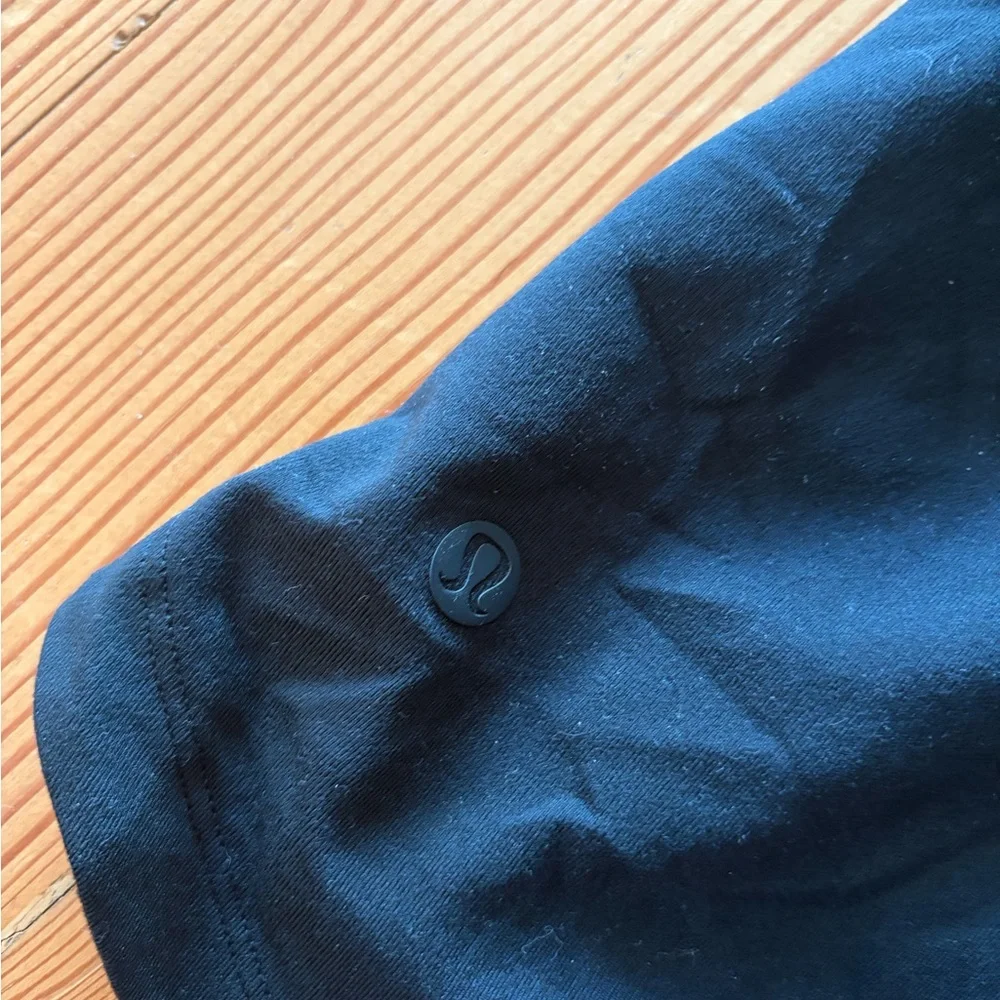 lululemon lounge shorts black sz M - Picture 1 of 3